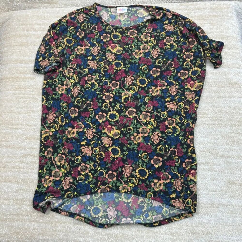 LulaRoe XS Women's Floral Short Sleeve Top 95 Polyester‎ 5 Spandex Multicolor